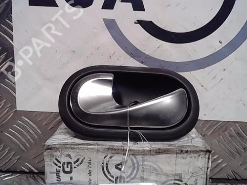 Used Front left interior door handle RENAULT TWINGO III (BCM_, BCA_) 0.9 TCe 95 (92 hp) 13854872