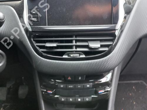 Left taillight PEUGEOT 208 I (CA_, CC_) 1.2 THP 110 | BP29215080C34 