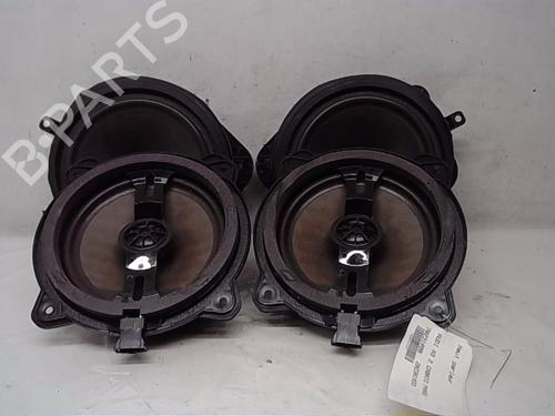 Luidspreker AUDI A3 Convertible (8P7) 2.0 TDI (140 hp) 14570058