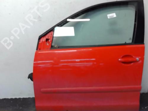 Used Left front door VW POLO (9N_, 9A_) 1.4 TDI (70 hp) 21226279