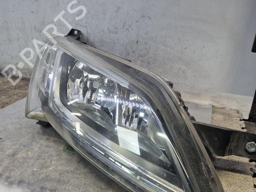 Used Right headlight CITROËN JUMPER II Van 2.0 BlueHDi 130 (130 hp) 30310719