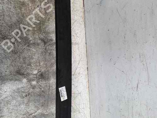 Used Front bumper reinforcement Front bumper reinforcement 39416362 39416362