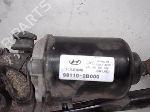 Used Front wiper motor HYUNDAI SANTA FÉ II (CM) 2.2 CRDi 4x4 (155 hp) 13839055