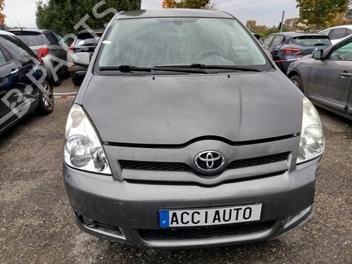 Brugte TOYOTA COROLLA Verso (ZER_, ZZE12_, R1_) 2.2 D-4D (AUR10_, AUR10R) 4824027