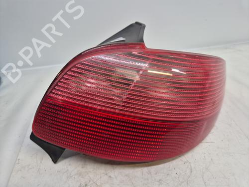 Used Right taillight PEUGEOT 206 Hatchback (2A/C) 1.1 i (60 hp) 31151546