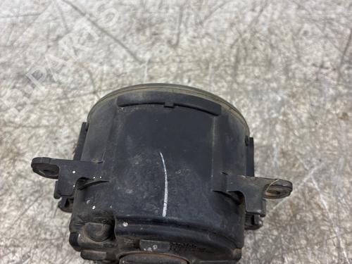 Used Right front fog light Right front fog light 39572163 39572163