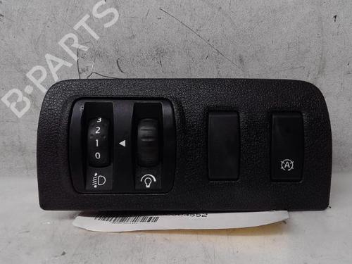 Used Headlight switch RENAULT SCÉNIC III (JZ0/1_) 1.5 dCi (110 hp) 15898632