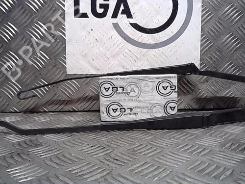 Used Front windshield wiper arm VW POLO III (6N1) [1994-1999]  14559499