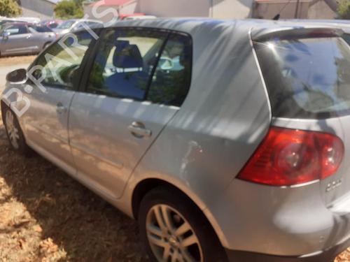 Front windshield wiper arm VW GOLF V (1K1)  | BP14563739C143 