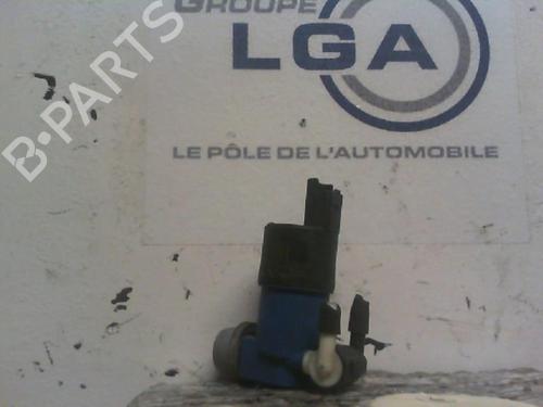 Used Headlight washer RENAULT CLIO III (BR0/1, CR0/1) 1.5 dCi (BR17, CR17) (86 hp) 14566224