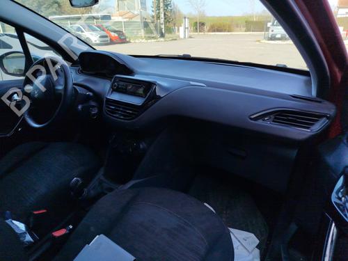 Portier rechts achter PEUGEOT 208 I (CA_, CC_) 1.4 HDi | BP30404492C5