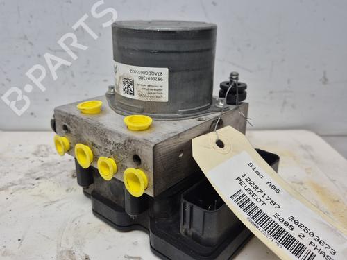 Used ABS pump ABS pump PEUGEOT 5008 II (MC_, MJ_, MR_, M4_) 1.2 THP (MRHNYH, MRHNYW, MRHNSJ, MRHNSU, MRHNSM) (131 hp) 33711085 33711085