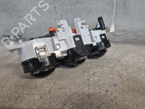 Climate control PEUGEOT 208 I (CA_, CC_) 1.2 PureTech 82 | BP27373328I5 