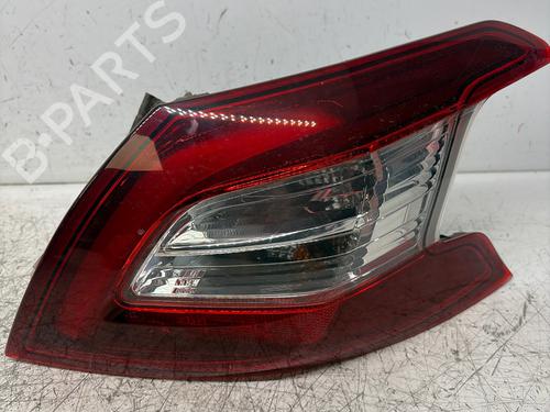 Używane Lampa tylna prawa Lampa tylna prawa 38676262 38676262