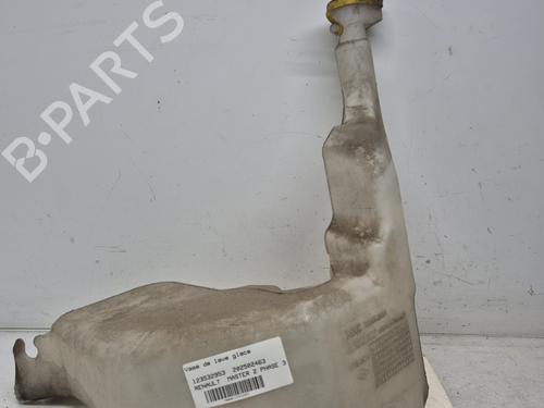 Used Windscreen washer tank Windscreen washer tank RENAULT MASTER II Bus (JD) 2.5 dCi (JD01, JD02, JD11, JD12, JD1W) (120 hp) 33892837 33892837