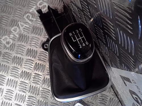 Used Gear lever RENAULT KADJAR (HA_, HL_) 1.2 TCe 130 (HLMR) (130 hp) 13858442