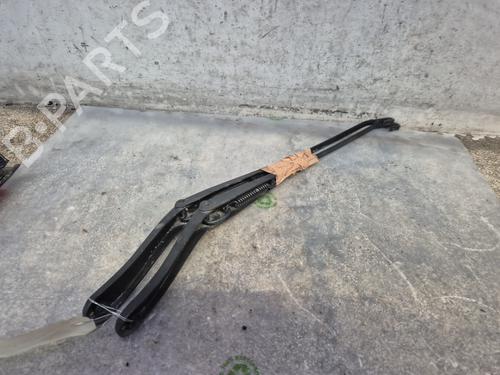 Used Front windshield wiper arm DACIA SANDERO 1.5 dCi (88 hp) 30265179