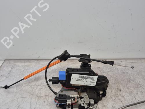 Türschloss links vorne für AUDI A8 D3 (4E2, 4E8) 3.0 TDI quattro (211 hp) 32353685