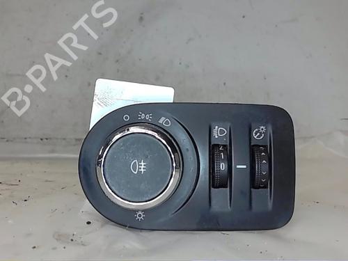 Used Headlight switch OPEL MERIVA B MPV (S10) 1.7 CDTI (75) (110 hp) 21179890
