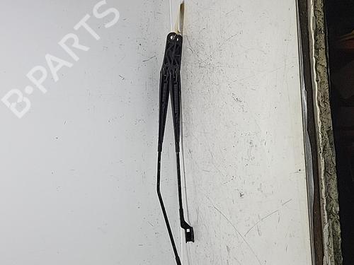 front-windshield-wiper-arm-vw-touran-1t3-2010-2011-2012-2013-2014-2015-2016-36834518 main image