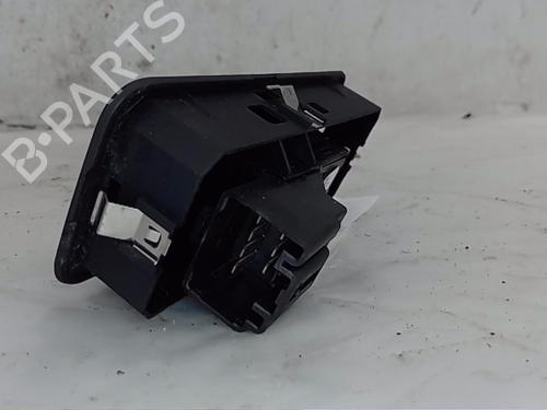 Used Right front window switch LAND ROVER RANGE ROVER III (L322) 3.6 D 4x4 (272 hp) 20228561