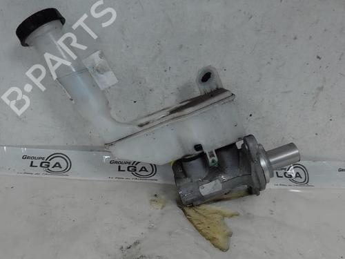 Used Brake master cylinder NISSAN JUKE (F15) 1.6 (117 hp) 18018821