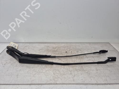 front-windshield-wiper-arm-opel-astra-k-b16-2015-2016-2017-2018-2019-2020-2021-2022-32291943 main image