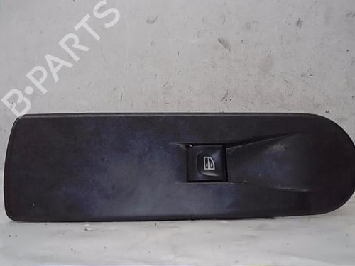 Used Right front window switch RENAULT CLIO IV (BH_) 1.5 dCi 90 (90 hp) 13841137