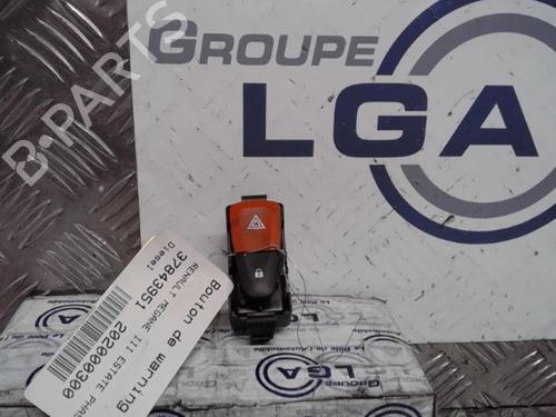 Used Warning switch RENAULT MEGANE III Grandtour (KZ0/1) 1.5 dCi (KZ0C, KZ1A) (90 hp) 13860641