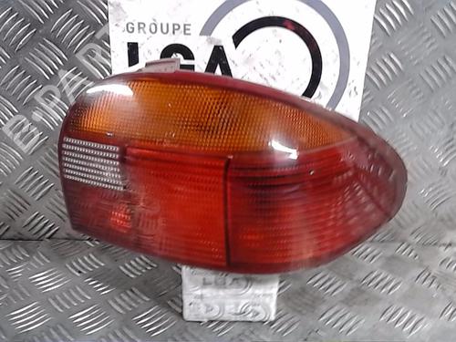 Used Right taillight FORD MONDEO I (GBP) [1993-1996]  13852550
