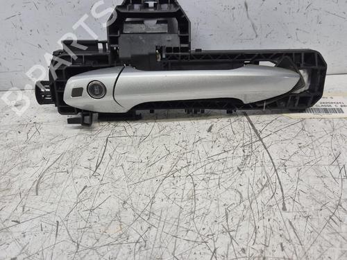 Used Front left exterior door handle Front left exterior door handle 38054575 38054575