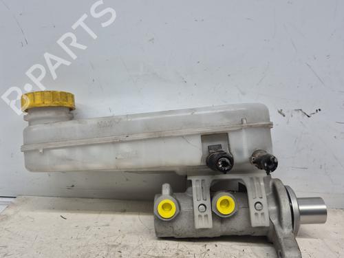 Used Brake master cylinder Brake master cylinder PEUGEOT BOXER Van 2.2 HDi 150 (150 hp) 33210557 33210557