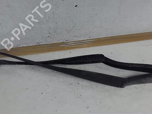 Used Front windshield wiper arm BMW 5 Touring (F11) 525 d xDrive (218 hp) 18912472