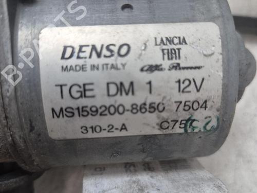 Used Front wiper motor Front wiper motor ABARTH 500 / 595 / 695 1.4 (312.AXF11, 312.AXF1A, 312.AXD1A) (160 hp) 39659549 39659549