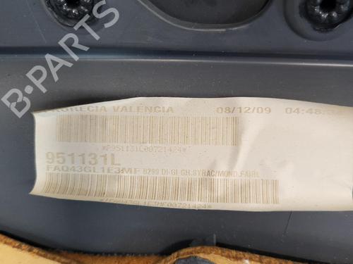 Used Front left panel Front left panel 37150093 37150093