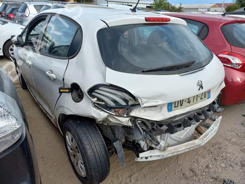 Engine control unit (ECU) PEUGEOT 208 I (CA_, CC_) 1.6 HDi / BlueHDi 75 | BP29818911M57