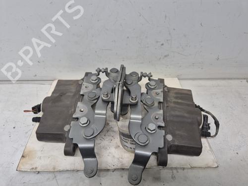 hingedoor-check-strap-mercedes-benz-e-class-coupe-c207-2009-2010-2011-2012-2013-2014-2015-2016-33443981 main image