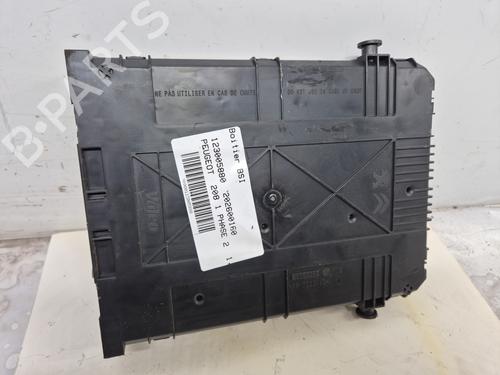 Used Fuse box Fuse box PEUGEOT 208 I (CA_, CC_) 1.2 VTI 82 (82 hp) 33277942 33277942