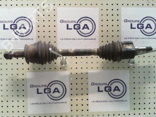 Used Left front driveshaft CHRYSLER VOYAGER / GRAND VOYAGER III (GS_, NS_) [1992-2001]  13871934