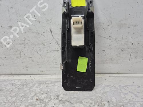 Used Right front window switch Right front window switch 36834665 36834665