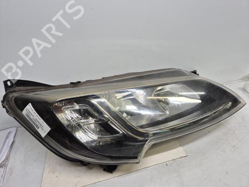 Used Right headlight Right headlight PEUGEOT BOXER Van 2.2 HDi 150 (150 hp) 33210753 33210753