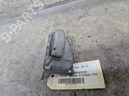 Højre fortil invendig håndtag CITROËN XSARA PICASSO (N68) 1.6 HDi (109 hp) 30630094