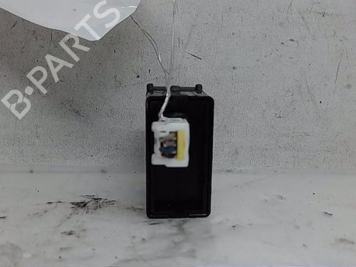 Used Switch NISSAN JUKE (F15) 1.5 dCi (110 hp) 14523679