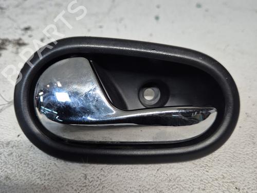 Used Front left interior door handle DACIA SANDERO II TCe 90 (B8M1, B8MA, B8AC) (90 hp) 25606373