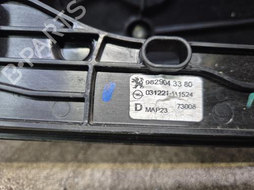 Front right window mechanism PEUGEOT 208 II (UB_, UP_, UW_, UJ_) 1.2 PureTech 75 | BP29985364C23