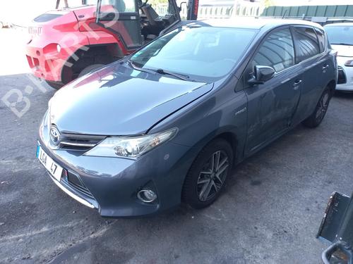 Used Parts TOYOTA AURIS (_E18_) 1.8 Hybrid (ZWE186_, ZWE186R) (136 hp) 4288012