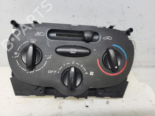 Used Climate control Climate control PEUGEOT 206 Hatchback (2A/C) 1.9 D (69 hp) 33443861 33443861