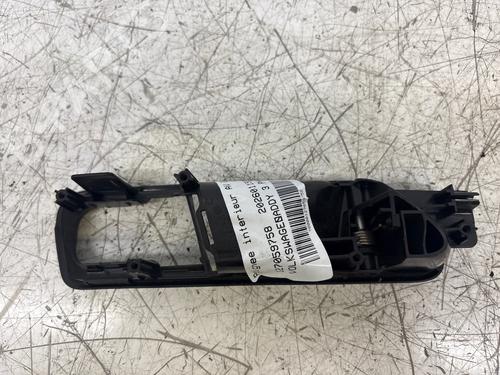 Used Front left interior door handle Front left interior door handle 38297626 38297626