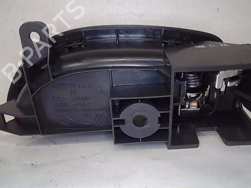 Used Rear right interior door handle RENAULT KOLEOS I (HY_) 2.0 dCi 4x4 (HY0K) (150 hp) 13848121