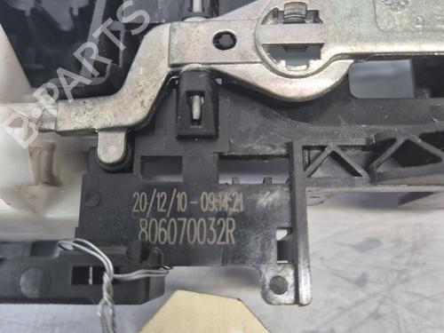 Front left exterior door handle RENAULT SCÉNIC III (JZ0/1_) 1.5 dCi | BP32291332C128